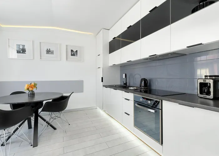 Exceptional In With Parking By Renters Сопот