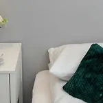 דירה Exceptional In By Renters סופוט
