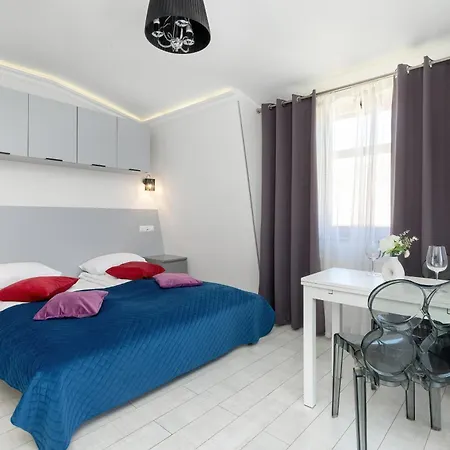 Exceptional In By Renters Apartment *