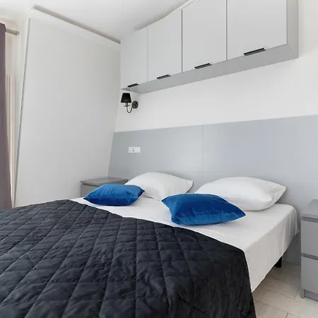 Exceptional In By Renters * Sopot